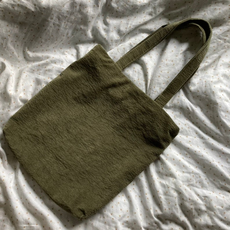 Tote bag pattern with inner pockets | PDF sewing pattern | Tote bag sewing pattern
