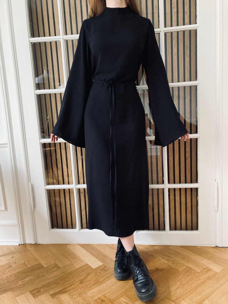The "Nightshade" dress sleeve extension | Long flare sleeves PDF sewing pattern