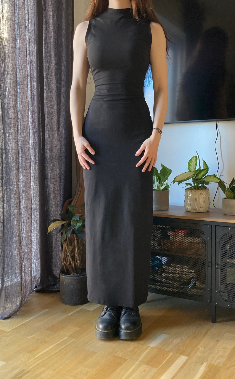 The "Dahlia" Dress | Stretchy sleeveless bodycon dress PDF pattern | pdf printable sewing pattern