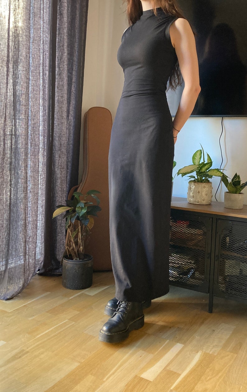 The "Dahlia" Dress | Stretchy sleeveless bodycon dress PDF pattern | pdf printable sewing pattern