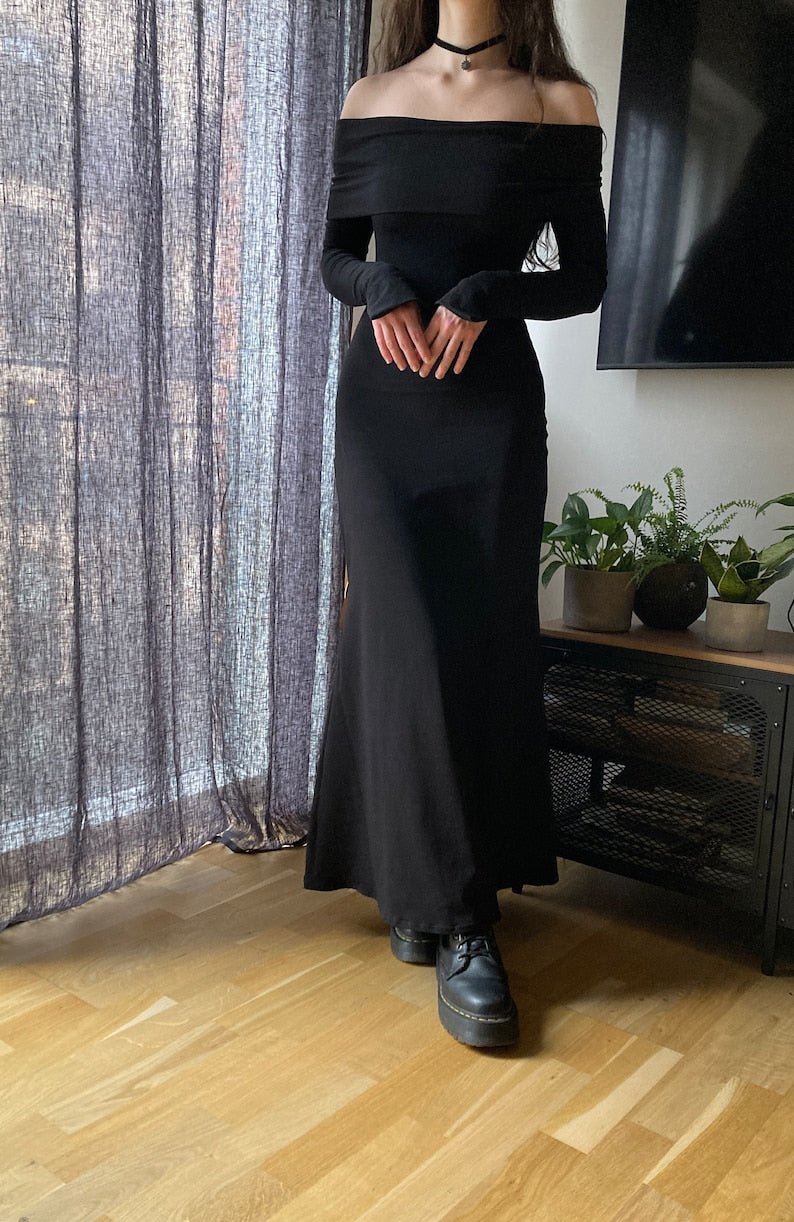 The "Belladonna" Dress | Stretchy off shoulder maxi bodycon dress PDF pattern | pdf printable sewing pattern