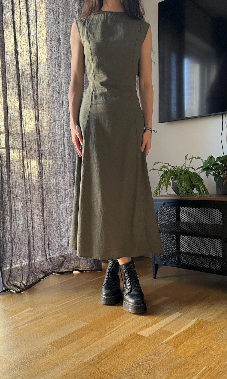 The "Juniper" Dress | Hourglass sleeveless dress PDF pattern | pdf printable sewing pattern