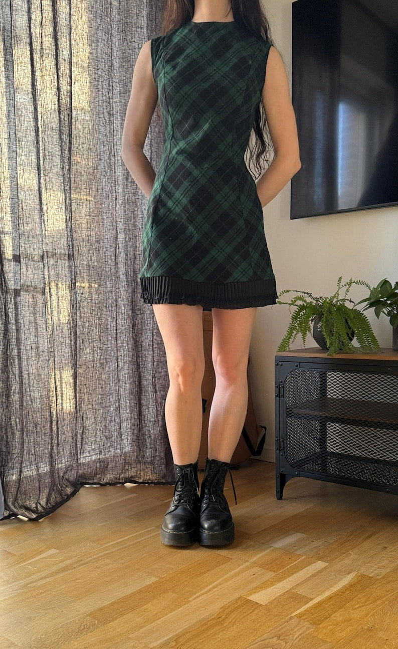 The "Juniper" Dress | Hourglass sleeveless dress PDF pattern | pdf printable sewing pattern