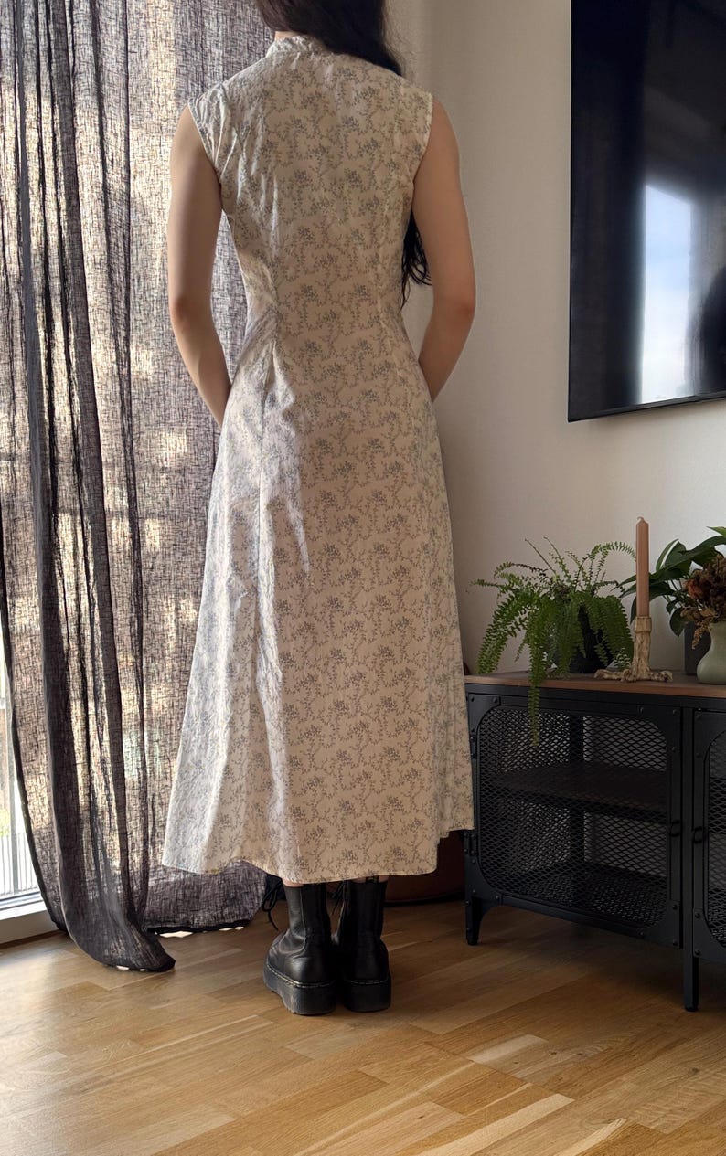 The "Primrose" Dress | Hourglass sleeveless dress PDF pattern | pdf printable sewing pattern