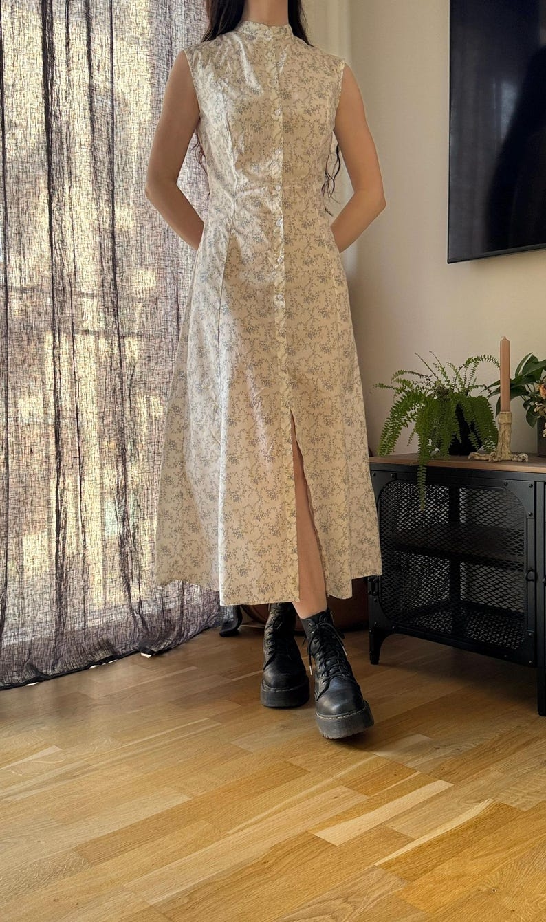 The "Primrose" Dress | Hourglass sleeveless dress PDF pattern | pdf printable sewing pattern